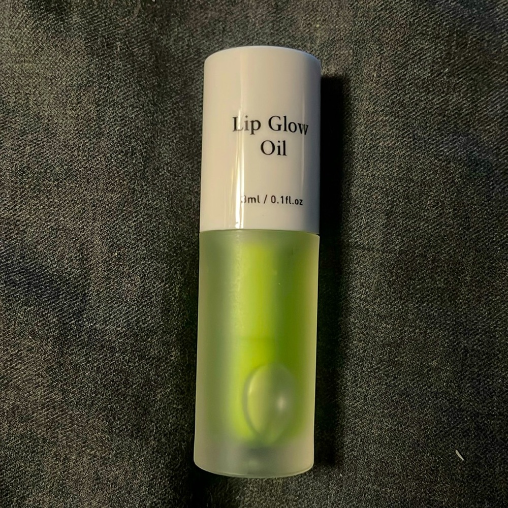 Lip Glow Oil-Juicy Coconut 🥥
